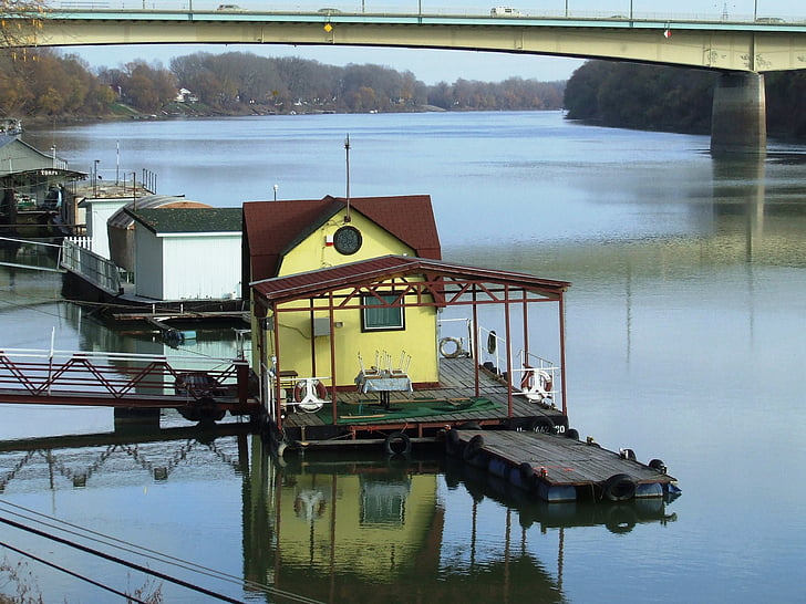 Szeged Maďarsko, Tisza, plávajúci dom, Uptown bridge, pozemok, loď, plávanie zariadenia