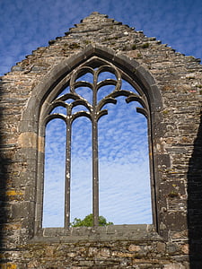 Bretagne, ruiner, kirke
