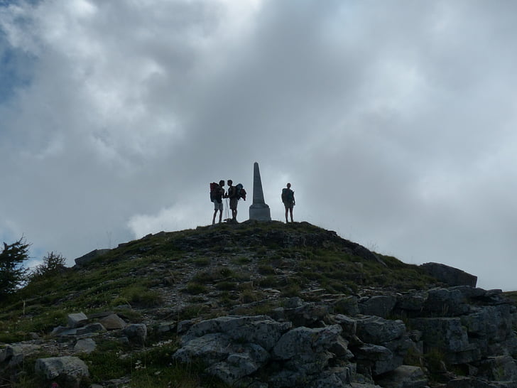 Monte saccarello, Wanderer, bergsbestigare, vandring, toppmötet, topp lycka, liguriska Alperna