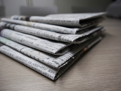 koran, kolom, editorial, berita kertas
