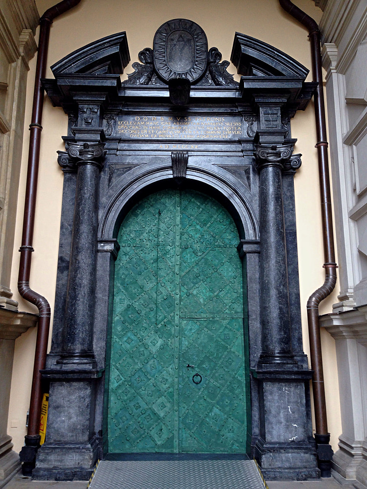 Wawel, hrad, pamiatka, dvere do katedrály, Architektúra, História