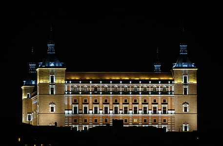 Alcazar, Toledo, noć, zgrada