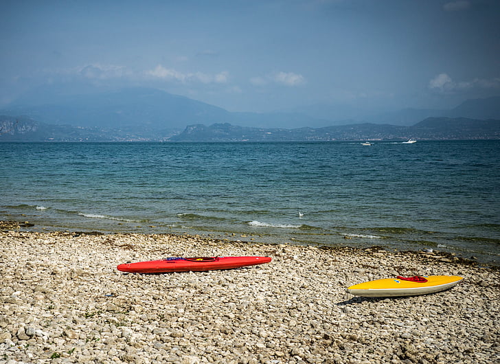 lake garda, italy, beach, kayaks, travel, blue, water