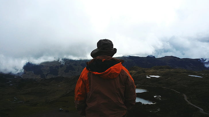 persona, arancio, giacca a vento, giacca, cappello, di fronte, montagna