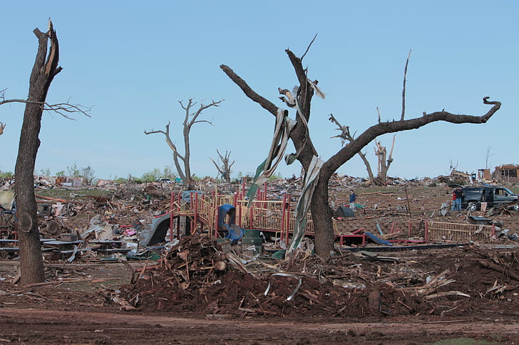 tornado, destrucción, Moore, Oklahoma, parque memorial de los veteranos, ante desastres, ruina