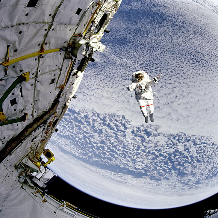 простір, астронавт, небо, костюм, НАСА, хмари, Космічна прогулянка