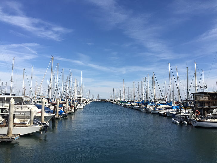 Marina, yachts, mer