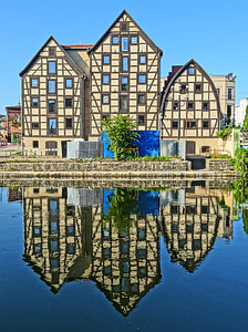 Bydgoszcz, bờ sông, ngôi nhà, gỗ khung, phản ánh, xây dựng, kiến trúc
