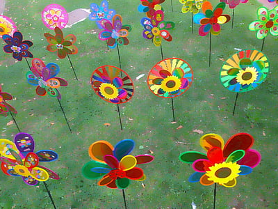 pinwheels, prato, green, game, grass, child, colors