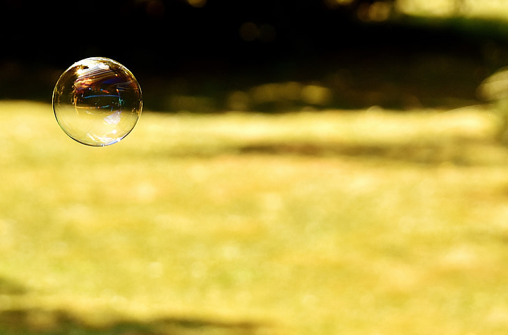 Мильна бульбашка, зробити мильних бульбашок, райдужні, мильною водою, весело, літати, барвистий