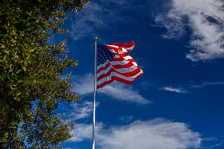 vlajka, modrá obloha, Americká, držák vlajky, slunečný den, vlastenecké