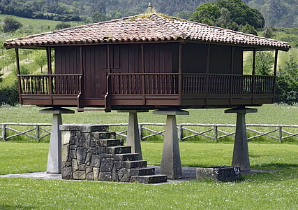 het platform, Ik horreo, Asturias, Spanje, groen, gebouw, hout