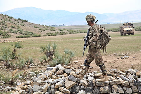 patrouille, armija, ieroču, karš, bīstams, Afganistāna, vīrietis