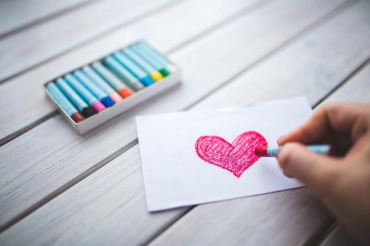 หัวใจ, วาด, การวาดภาพ, มือ, ดินสอสี, ดินสอสีน้ำมัน, สีพาสเทล