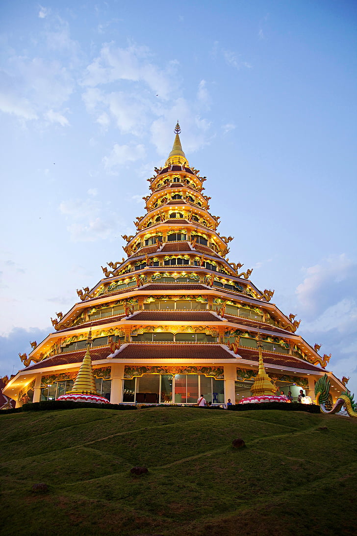 Thaïlande, Chiang rai, Temple, Wat huai pla kung, bouddhisme, tombée de la nuit, l’Asie