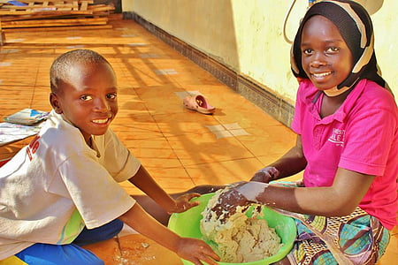 barnhem, Afrika, Tanzania, att göra bröd, bakning, barn, barn