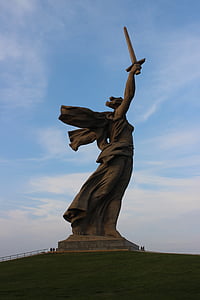 motina Tėvynė, Stalingrado metro stotis, Mamayev piliakalnis, Volgogradas, paminklas, skulptūra