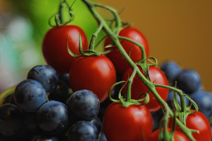 tomatoes, blueberries, grapes, fruit, vegetables, food, garden