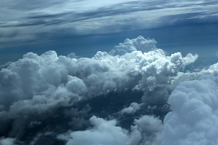 pilved, pilved eespool taevas, pilves taevas, sinine taevas, loodus, taevas, hägune