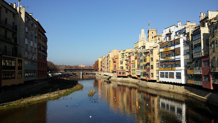 Girona, rivière, Gerona, bâtiments