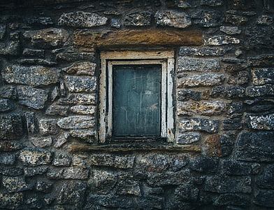 namas, senas, akmeninė siena, langas
