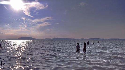 Balatono ežeras, vasaros, saulės spindulių