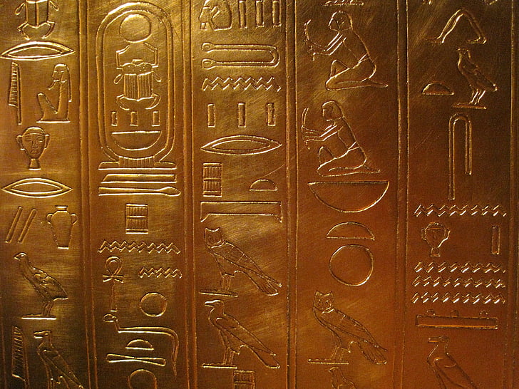 replica of tutankhamun's treasure, display, riches, treasure, gold, king, egyptian