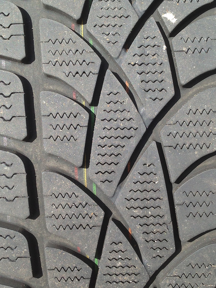 zimné pneumatiky, profil, behúň