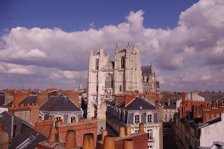 Nantes, katedra, stogai