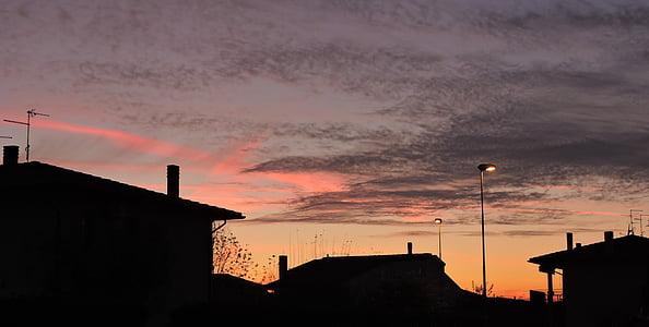 coucher de soleil, maison, nuages, Sky, cheminée, silhouettes, Twilight