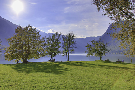 jazero, Slovinsko, krásna príroda, Národný park Triglav, Bohinj