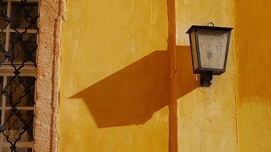 ブダペスト, kiscell 博物館, ランプ, 太陽の光, シャドウ, アーキテクチャ, 壁 - 建物の特徴