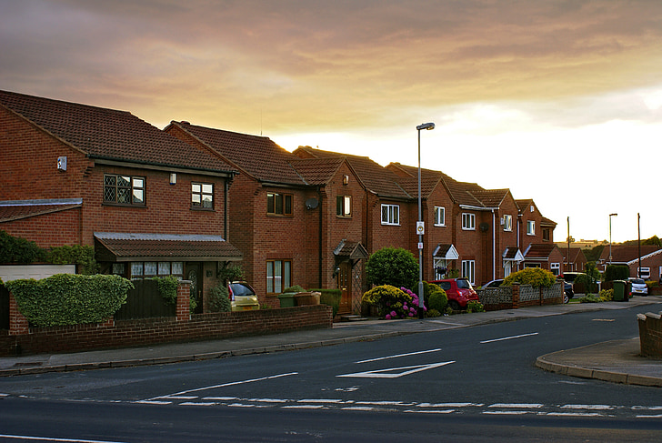 Häuser, Straße, Osiedle, kleine Stadt, englische Häuser, South elmsal, England
