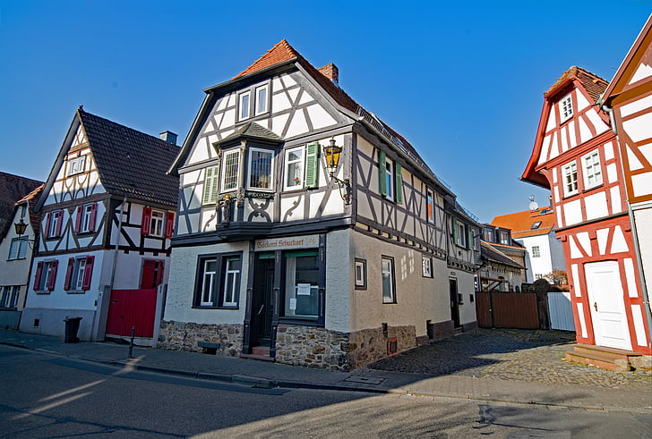 Oberursel, Hesse, Německo, staré město, Krov, fachwerkhaus, zajímavá místa