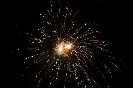 πυροτεχνήματα, φως, τον ουρανό, σκούρο, η γιορτή του την, το νέο έτος, pyrotechniku