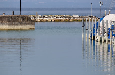 Portuària, Port Nàutic, sortida port, d'abric, mur de pedra, reflectint, Llac de Constança