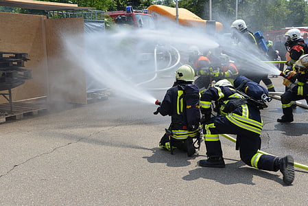 feuerloeschuebung, fire, respiratory protection, firefighters, delete, breathing apparatus, use