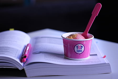 冰激淋, 书, 甜点, 学习, 粉色, 金罗宾斯, 草莓
