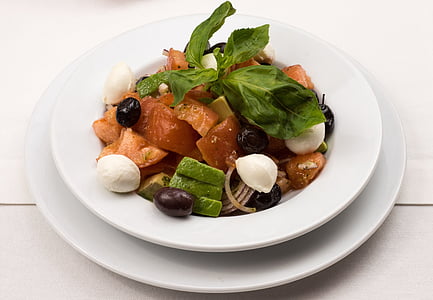 Itaalia salat, basiilik, salat, tomatid, kirsstomatid, taimne, terve