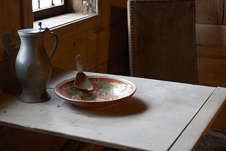 Moyen-Age, coutellerie, Krug, plaque, cuillère en bois, déjeuner
