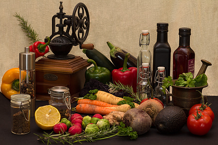 stilla liv, grönsaker, flaskor, krydda mill, mat, vegetabiliska, tomat