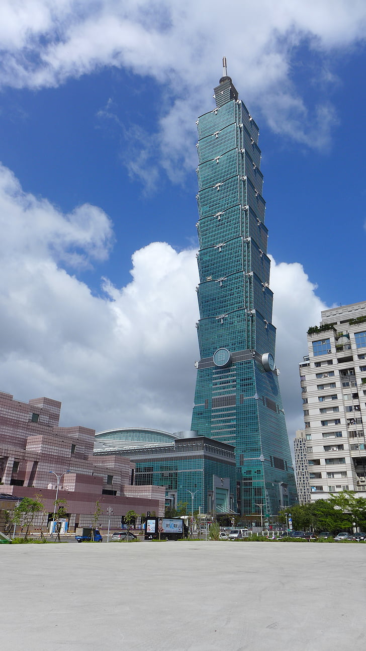 Taipei 101, Miasto, Wieża, słoneczne dni