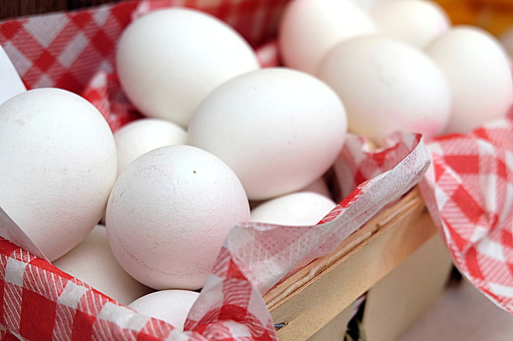 egg, boiled eggs, breakfast, egg cups, breakfast eggs, eggshell, chicken eggs