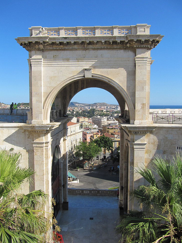 Bastionul san remy, calgiari, Sardinia, oraşul vechi