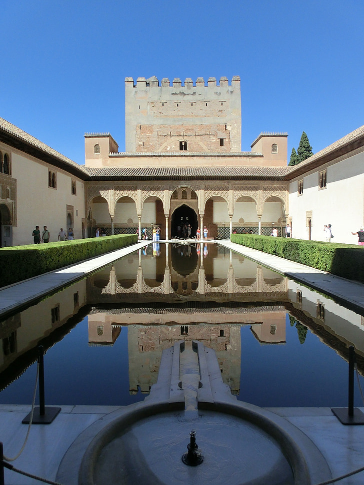 myrtle court, nasridenpalast, alhambra, spain, andalusia, granada, world heritage