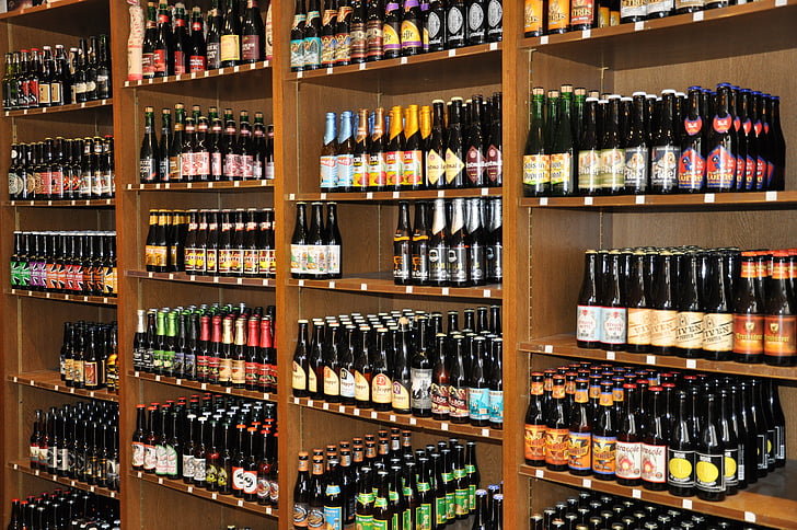 Bier, verschiedene Arten von, trinken, Alkohol