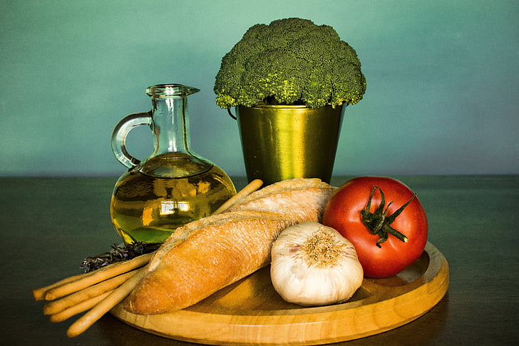 Brokoļi, maize, tomāti, Ķiploki, eļļa, dārzeņi, pārtika