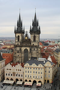 Týnkyrkan, kyrkan, kyrktorn, Prag, staden, Tjeckiska