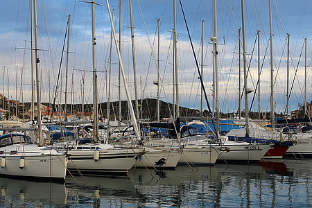 hamn, segelfartyg, masterna, Kroatien