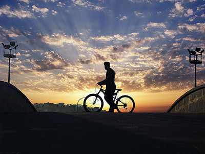inverser la lumière, masquage, Photoshop, vélo, silhouette, vélos de route, coucher de soleil